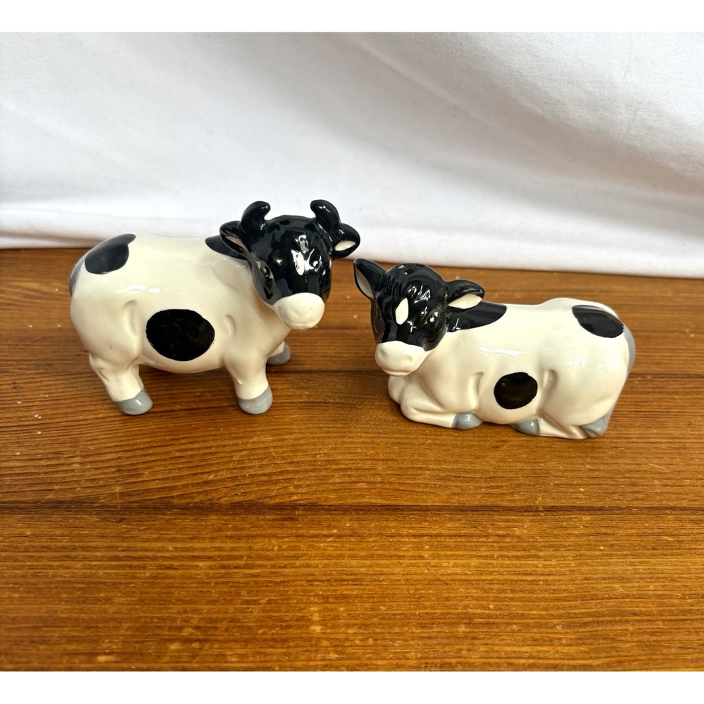 Vintage Ceramic Cow Salt & Pepper Shakers Set 2pc Black White Gray Spotted
